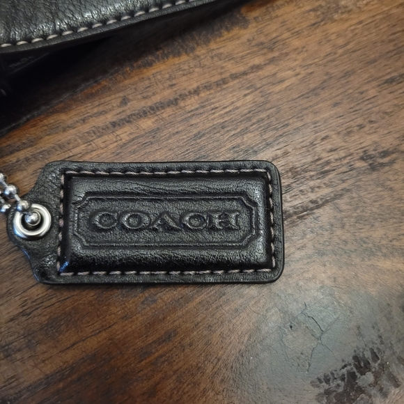 Coach Peyton Heritage Tote - Picture 4 of 7